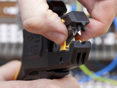 Клещи для снятия изоляции эргономические JOKARI Secura 2K арт.20100